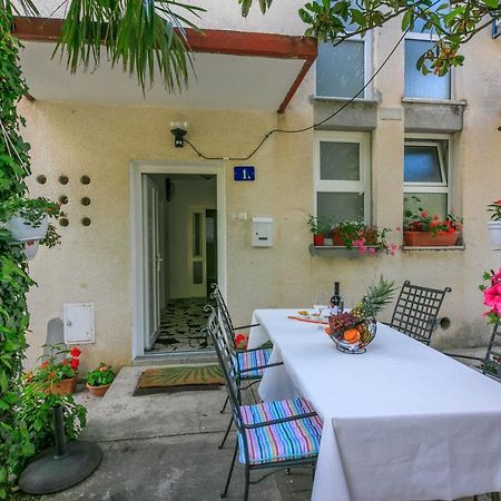 Apartment Carpe Diem "Pet Friendly" Crikvenica Luaran gambar