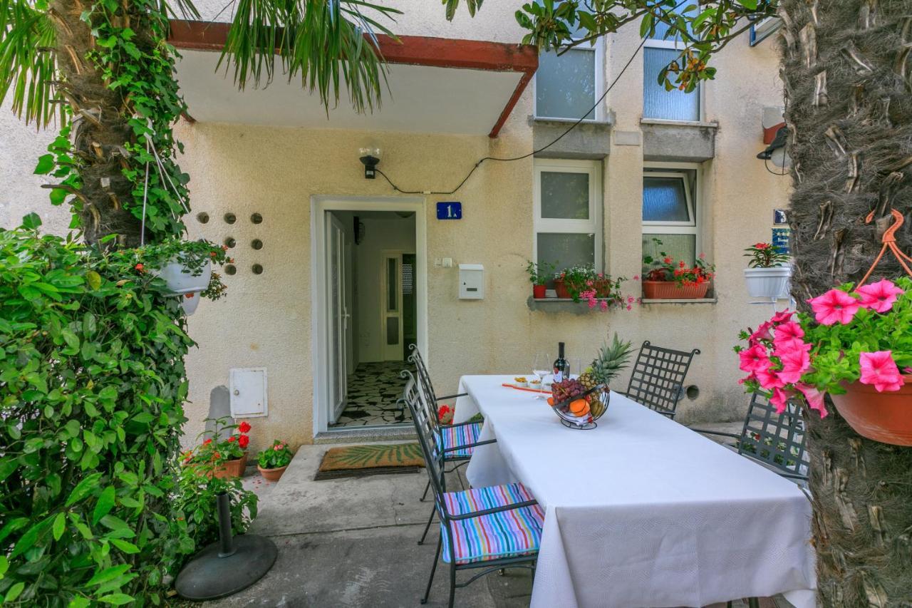 Apartment Carpe Diem "Pet Friendly" Crikvenica Luaran gambar